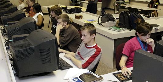ARRESTED hackers BARRETT BROWN LEADS ANONYMOUS INTO CERTAIN DOOM