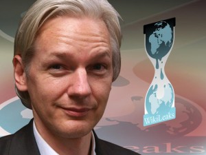 wikileaksman wikileaksman 300x225 Assanges Chinese Finger Trap